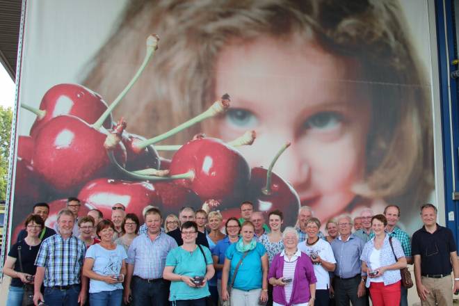 a group visiting the largest fruit exporter